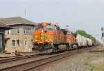 BNSF 4697 & BNSF 5525